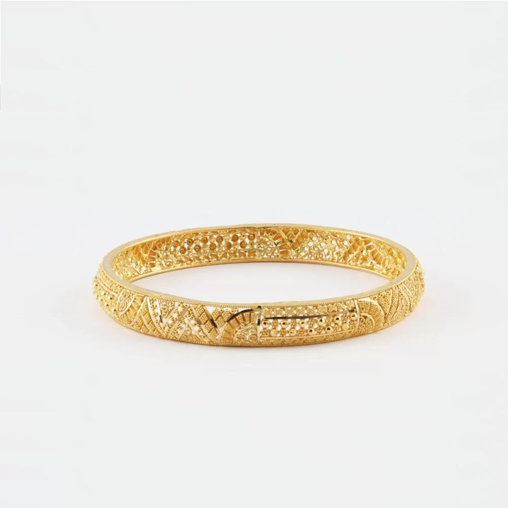 Triple design bangles set