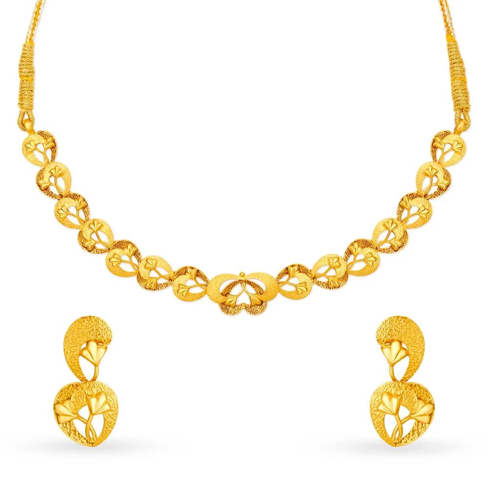 Stylish Gold Necklace Set