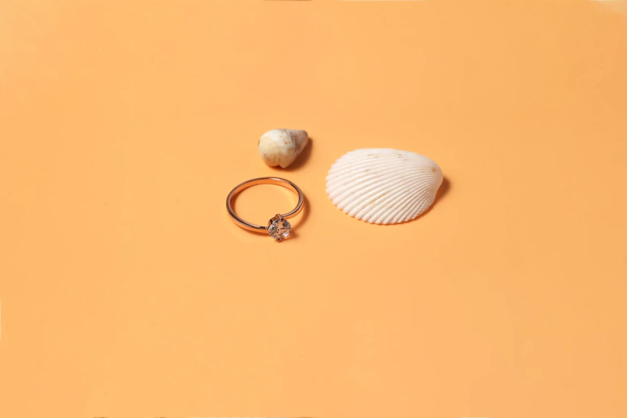 Classic ring in silver for her
