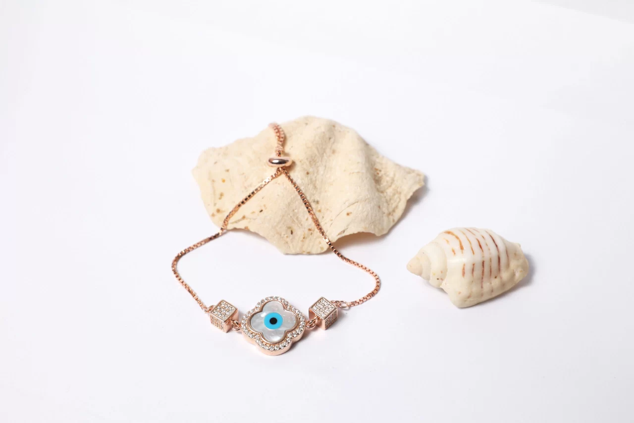 evil eye bracelet in silver for her