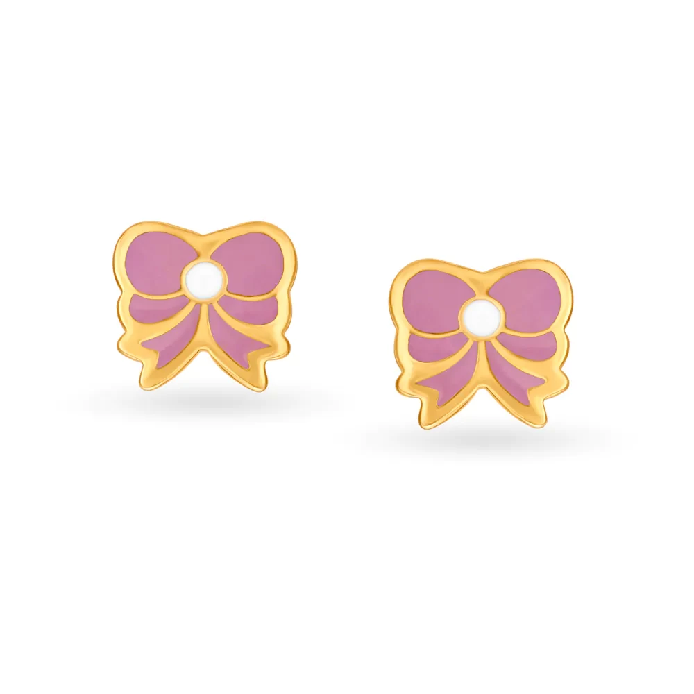 Spectacular Butterfly Pattern Stud