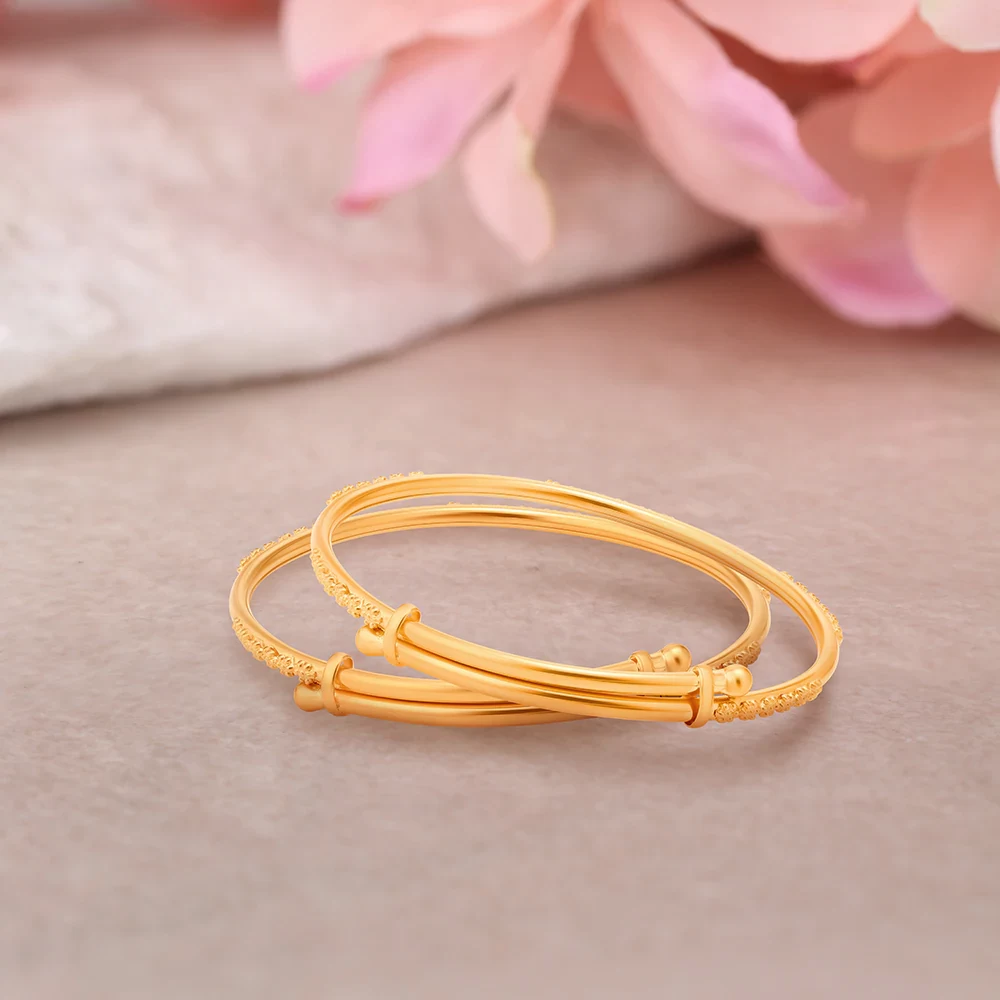 Classy Petite Bangle