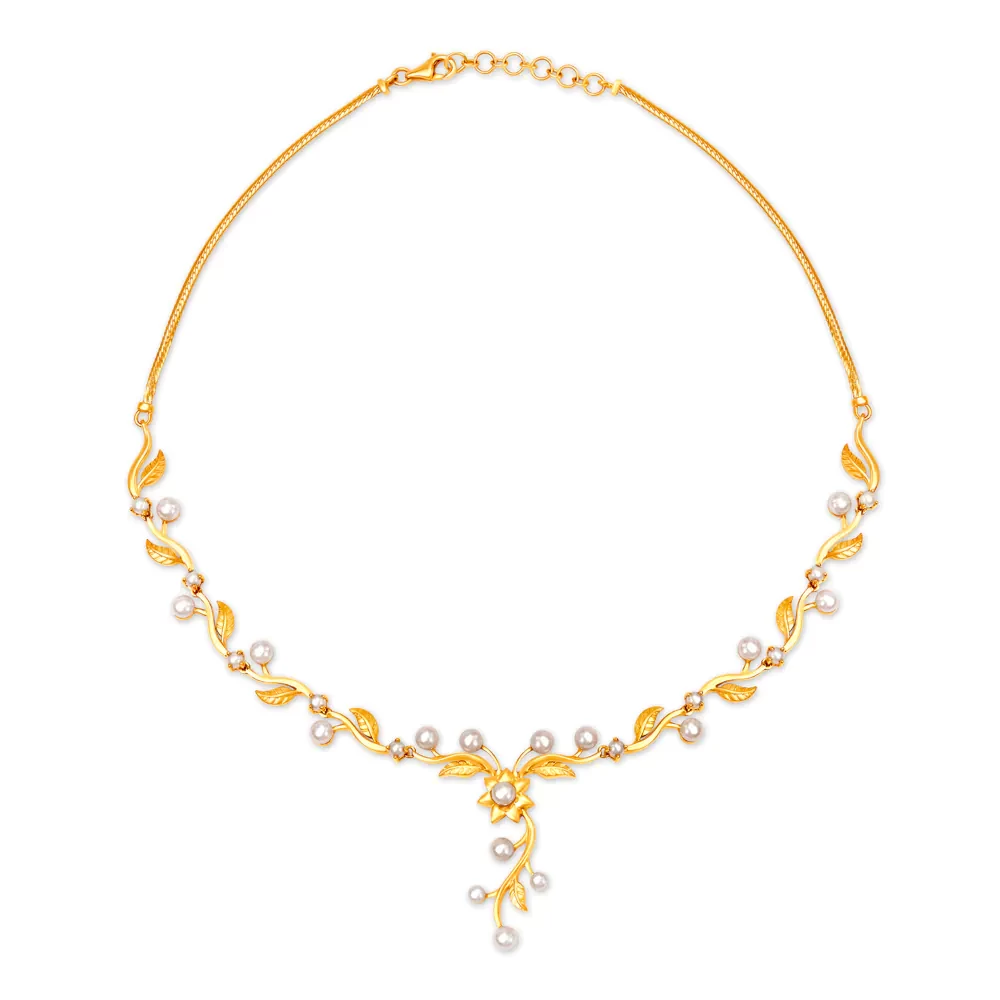 Exquisite Pearl Necklace