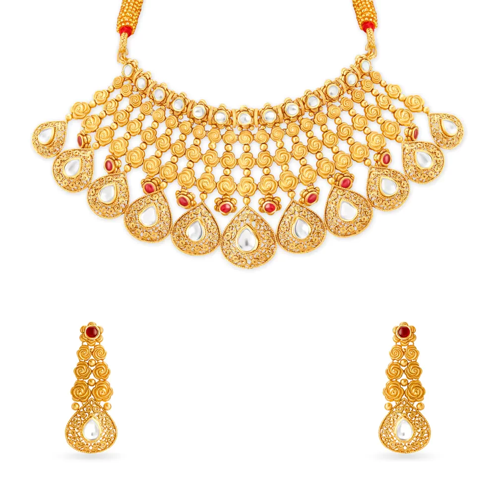 Floral And Teardrop Gold Necklace Set