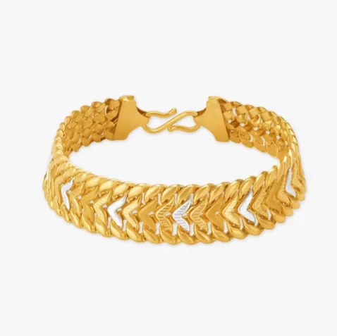Striking Broad Bracelet for Men