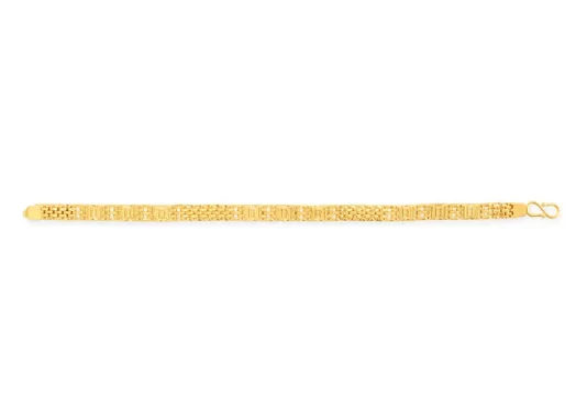 Flattering Gold Bracelet for Men