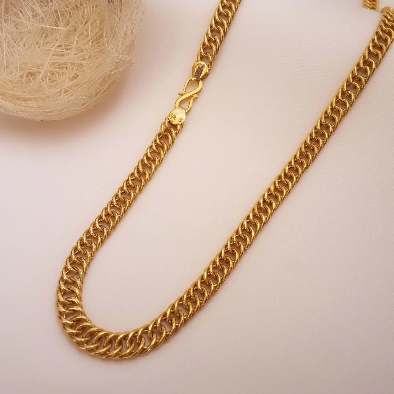 Aiden 22KT Gold Chain with Hollow Links