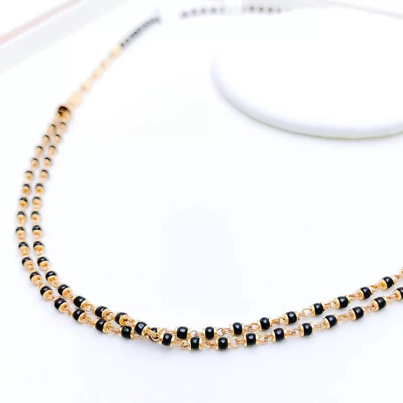 Shimmering bead mangalsutra